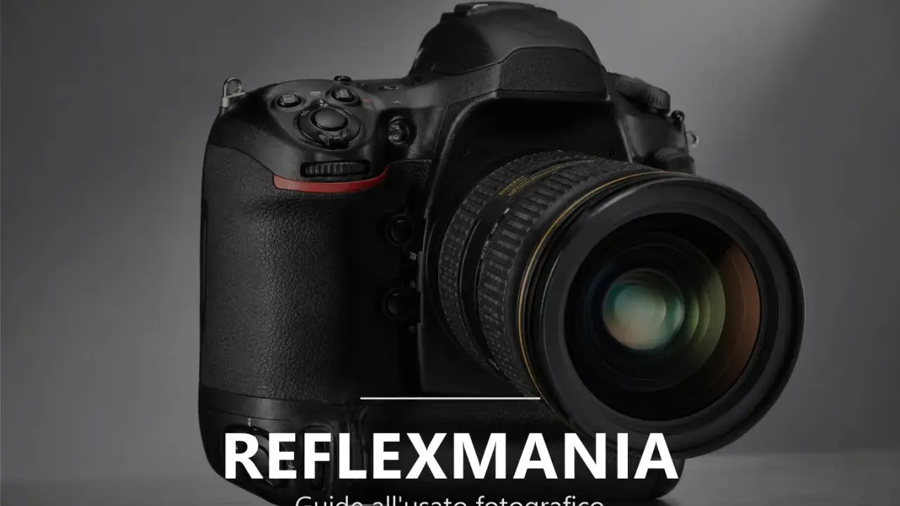 Una fotocamera reflex professionale con obiettivo, pronta per catturare momenti indimenticabili. Perfetta per ogni appassionato di fotografia.