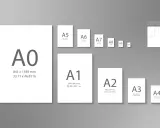 Serie di fogli con diversi formato foto digitali, dall'A0 all'A10, disposti in ordine decrescente di grandezza.